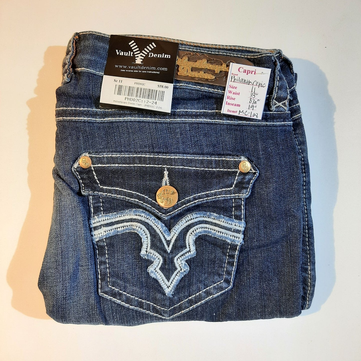 NWT Women's Denim Capri Jeans Size 11