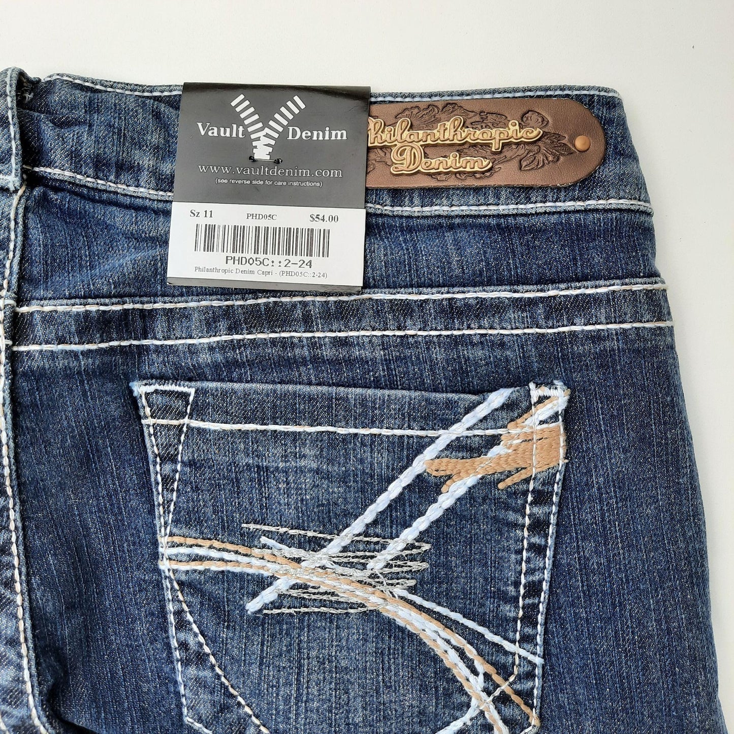 NWT Women's Philanthropic Denim Jeans Size 11