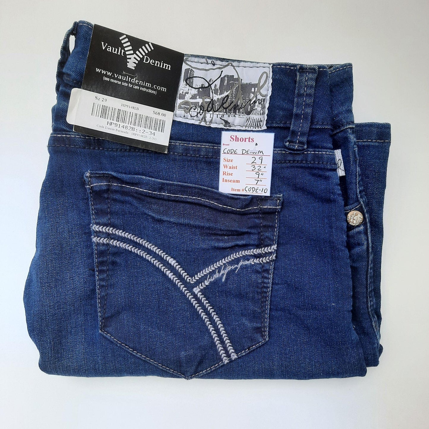 NWT Women's "CODE DENIM" Shorts Size 29