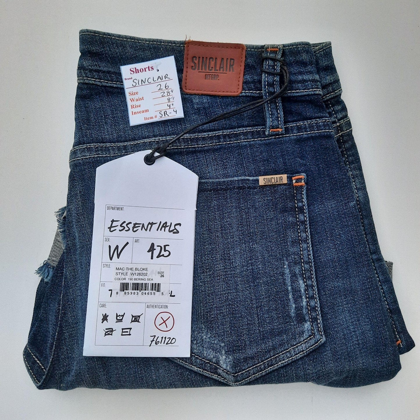 NWT "SINCLAIR" Shorts Size 26