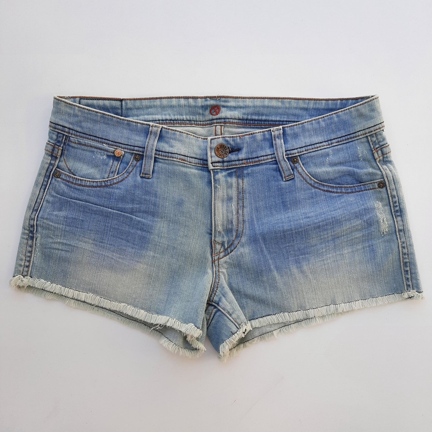 NWT Women's Light Wash Shorts "Sinclair" Size 28