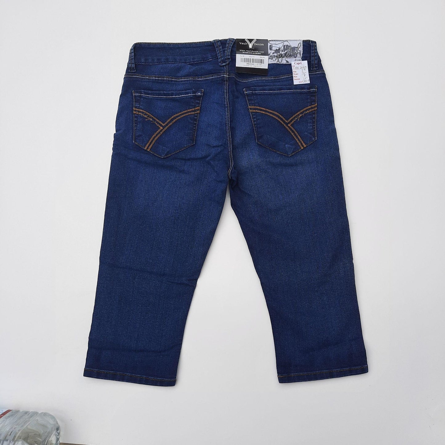 NWT Women's "CODE DENIM" Capri Size 29