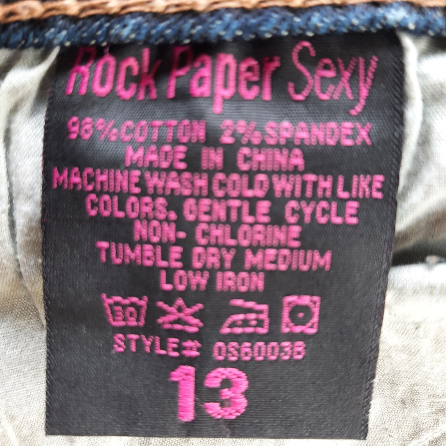 NWT Women's Rock Paper Sexy Capri Jeans Size 13