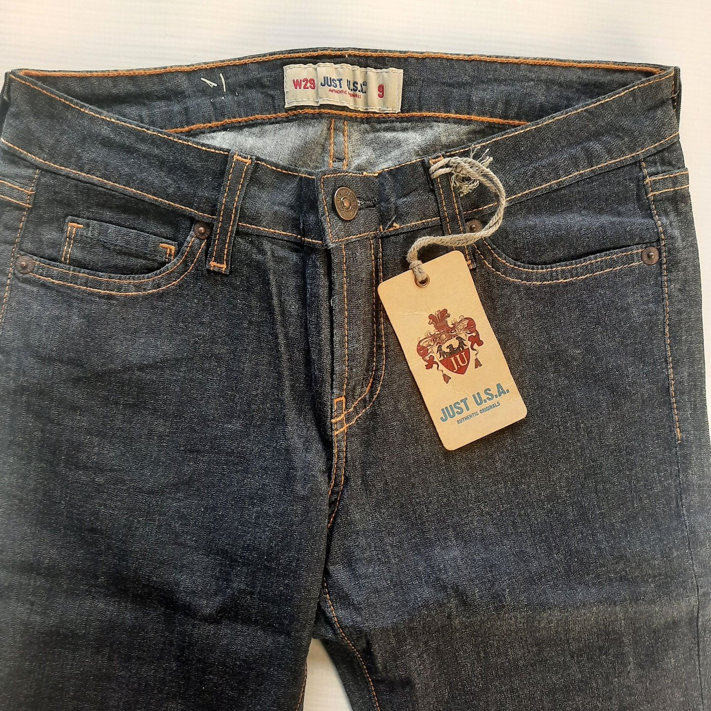 NWT Women's Super Skinny Capri Jeans Size 9