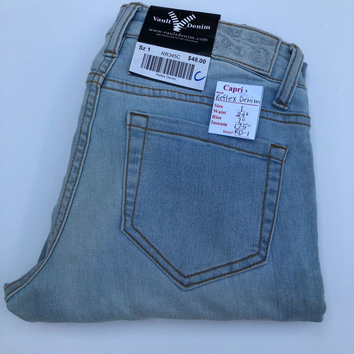 NWT Women's Capri Jeans "Reflex Denim" Size 1