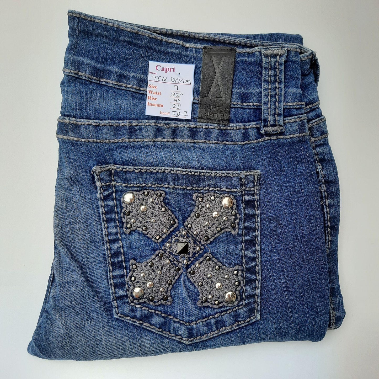 NWT "TEN DENIM" Capri Jeans Size 9