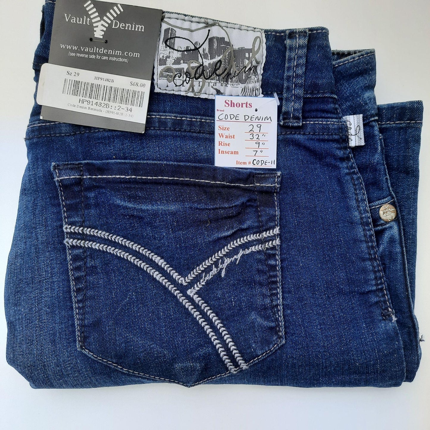 NWT Women's "CODE DENIM" Shorts Size 29